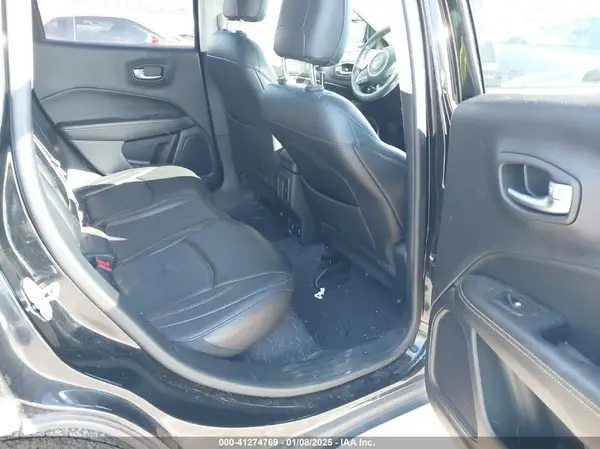 3C4NJDCB9JT245729 2018 JEEP COMPASS - Image 8