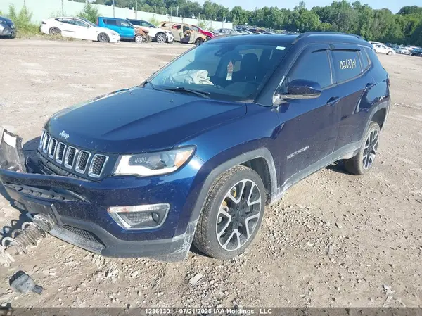 3C4NJDCB9JT263583 2018 JEEP COMPASS - Image 2