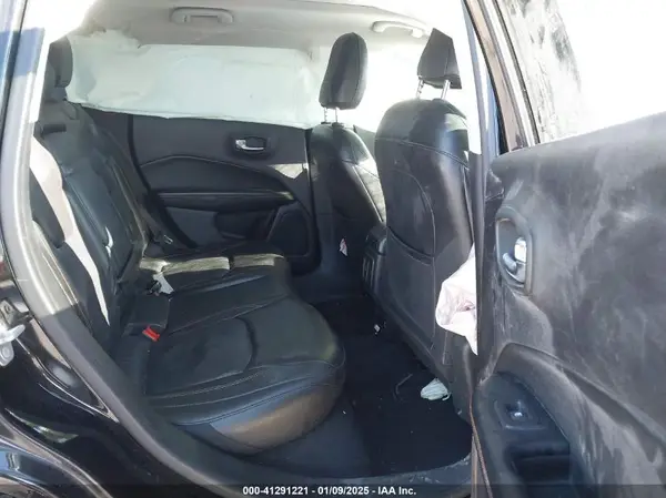 3C4NJDCB9JT264085 2018 JEEP COMPASS - Image 8
