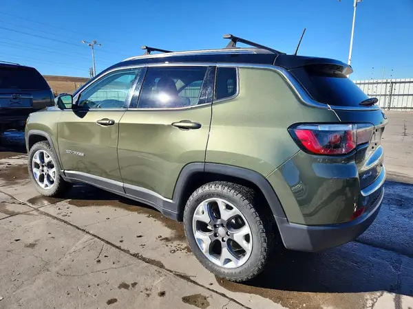 3C4NJDCB9JT264846 2018 JEEP COMPASS - Image 2