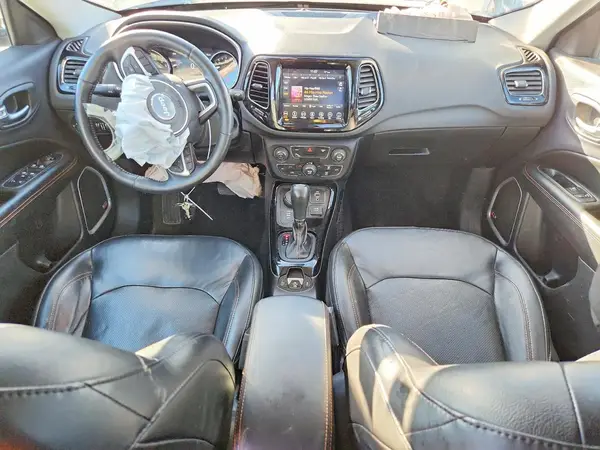 3C4NJDCB9JT264846 2018 JEEP COMPASS - Image 8