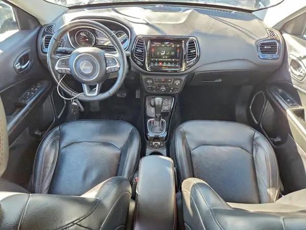 3C4NJDCB9JT267004 2018 JEEP COMPASS - Image 8