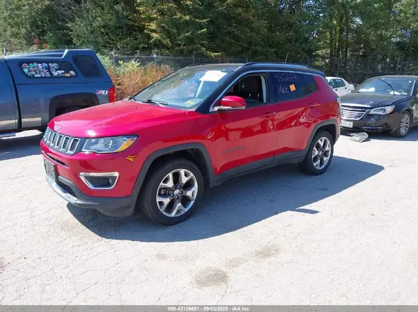 3C4NJDCB9JT281131 2018 JEEP COMPASS - Image 2