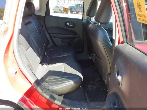 3C4NJDCB9JT281131 2018 JEEP COMPASS - Image 8
