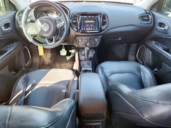 3C4NJDCB9JT283994 2018 JEEP COMPASS - Image 8