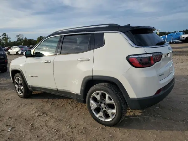 3C4NJDCB9JT321062 2018 JEEP COMPASS - Image 2