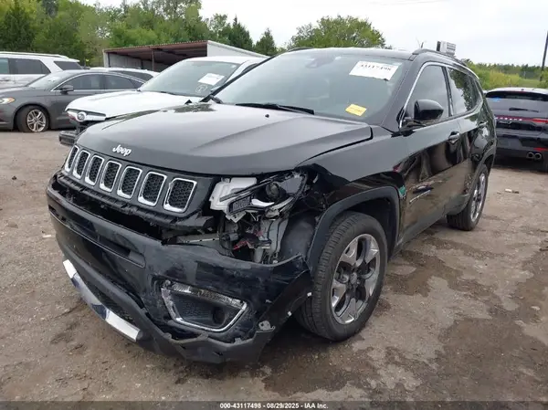 3C4NJDCB9JT341120 2018 JEEP COMPASS - Image 2
