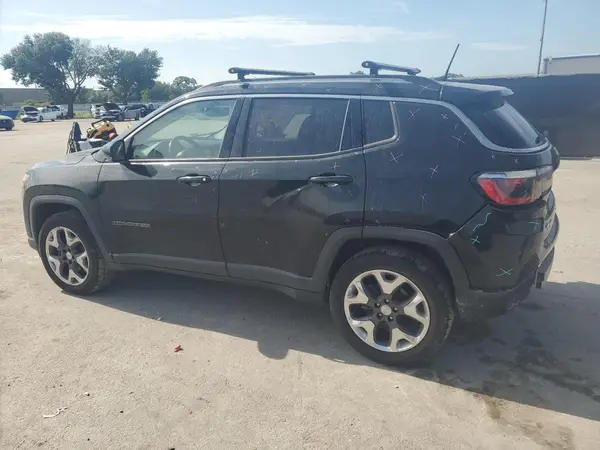 3C4NJDCB9JT341294 2018 JEEP COMPASS - Image 2