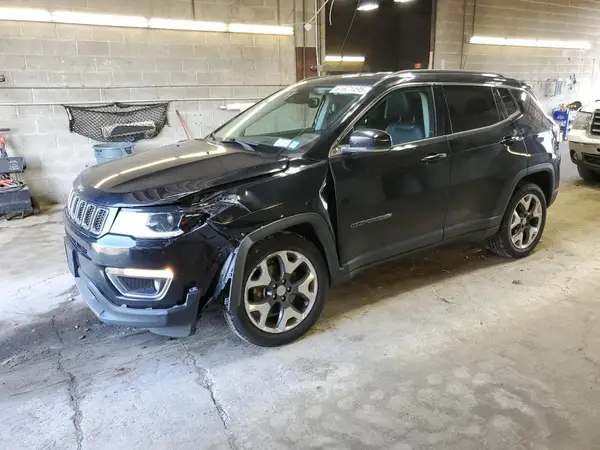 3C4NJDCB9JT341330 2018 JEEP COMPASS - Image 1