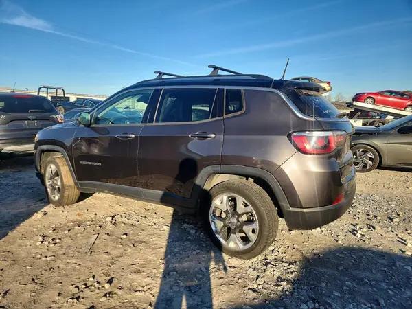 3C4NJDCB9JT349086 2018 JEEP COMPASS - Image 2