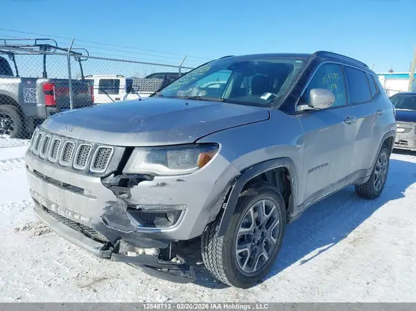 3C4NJDCB9JT364736 2018 JEEP COMPASS - Image 2