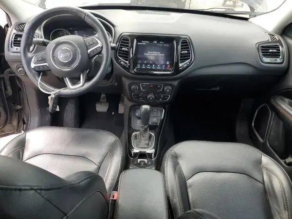 3C4NJDCB9JT395159 2018 JEEP COMPASS - Image 8