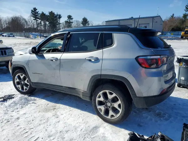 3C4NJDCB9JT398627 2018 JEEP COMPASS - Image 2