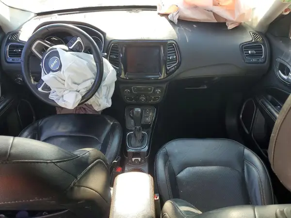 3C4NJDCB9JT398627 2018 JEEP COMPASS - Image 8