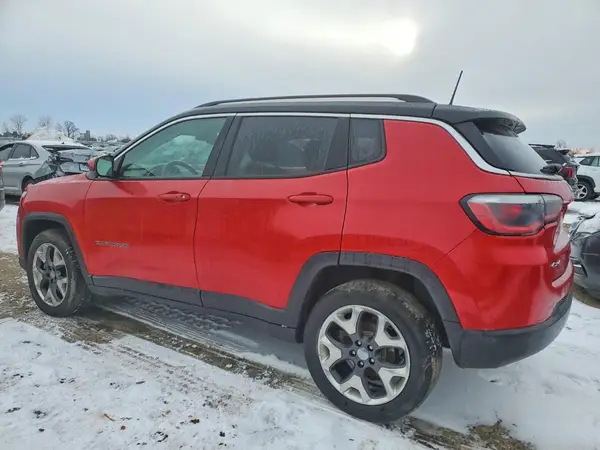 3C4NJDCB9JT417340 2018 JEEP COMPASS - Image 2