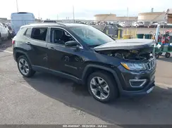 3C4NJDCB9JT423168 2018 JEEP COMPASS