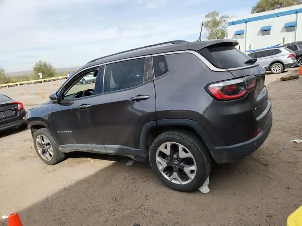 3C4NJDCB9JT442478 2018 JEEP COMPASS - Image 2