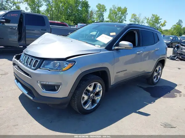 3C4NJDCB9JT470734 2018 JEEP COMPASS - Image 2