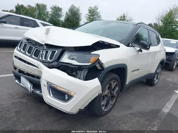 3C4NJDCB9JT471009 2018 JEEP COMPASS - Image 2