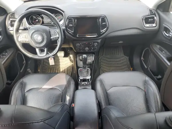 3C4NJDCB9KT585044 2019 JEEP COMPASS - Image 8