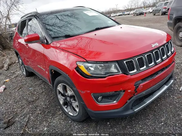3C4NJDCB9KT596612 2019 JEEP COMPASS - Image 1