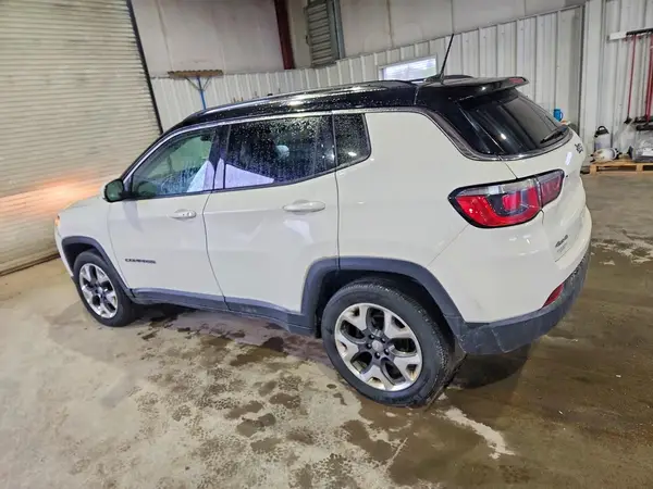 3C4NJDCB9KT596626 2019 JEEP COMPASS - Image 2