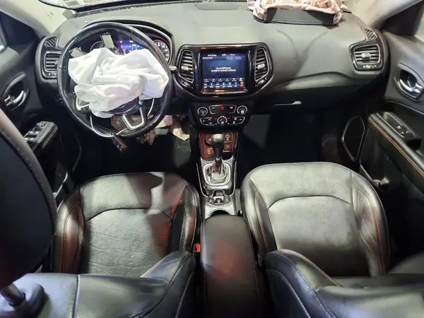 3C4NJDCB9KT596626 2019 JEEP COMPASS - Image 8