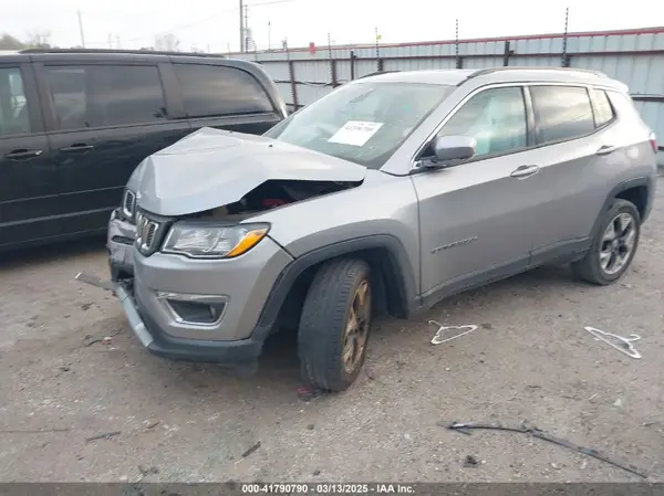 3C4NJDCB9KT620682 2019 JEEP COMPASS - Image 2
