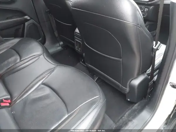 3C4NJDCB9KT620830 2019 JEEP COMPASS - Image 8