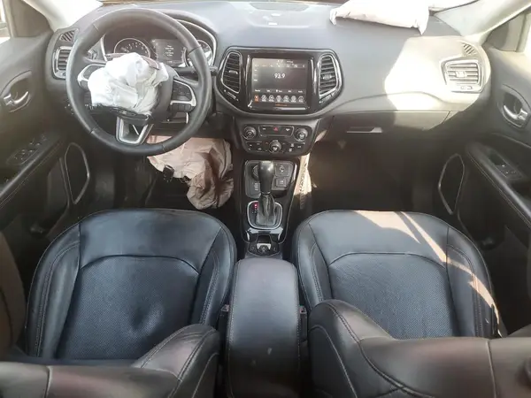 3C4NJDCB9KT620925 2019 JEEP COMPASS - Image 8