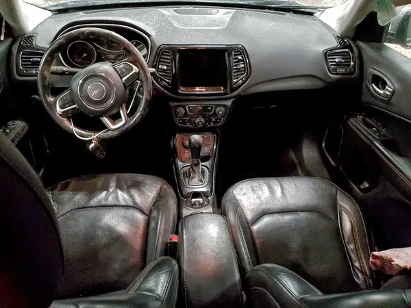 3C4NJDCB9KT639376 2019 JEEP COMPASS - Image 8