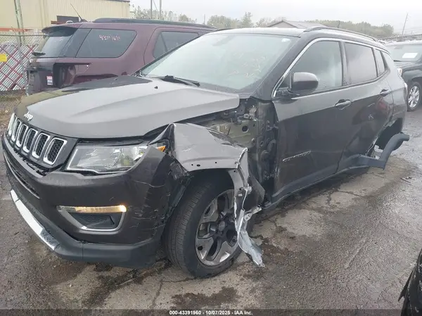 3C4NJDCB9KT641760 2019 JEEP COMPASS - Image 2