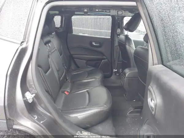 3C4NJDCB9KT656274 2019 JEEP COMPASS - Image 8