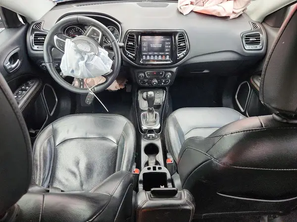 3C4NJDCB9KT666481 2019 JEEP COMPASS - Image 8