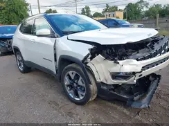 3C4NJDCB9KT672751 2019 JEEP COMPASS