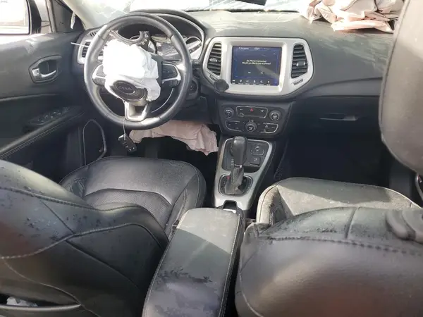 3C4NJDCB9KT675102 2019 JEEP COMPASS - Image 8