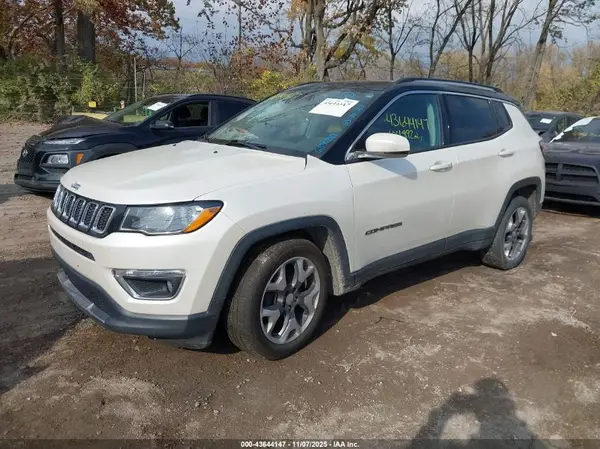3C4NJDCB9KT696984 2019 JEEP COMPASS - Image 2