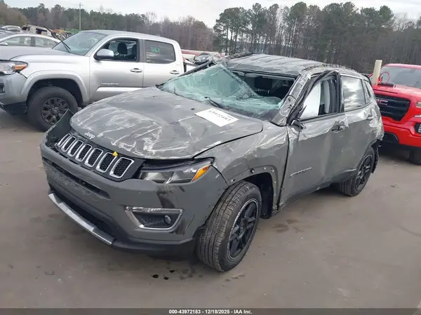 3C4NJDCB9KT724380 2019 JEEP COMPASS - Image 2