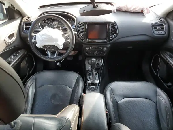 3C4NJDCB9KT728381 2019 JEEP COMPASS - Image 8