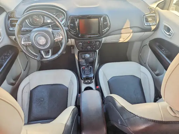 3C4NJDCB9KT740403 2019 JEEP COMPASS - Image 8