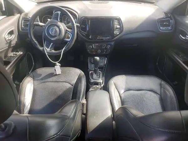 3C4NJDCB9KT742104 2019 JEEP COMPASS - Image 8