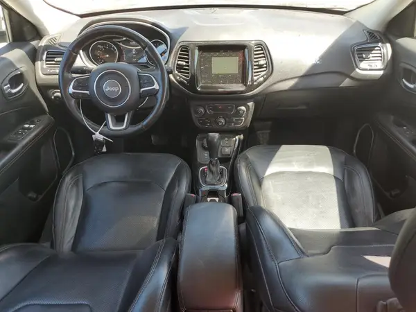 3C4NJDCB9KT747397 2019 JEEP COMPASS - Image 8