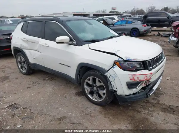 3C4NJDCB9KT753684 2019 JEEP COMPASS - Image 1