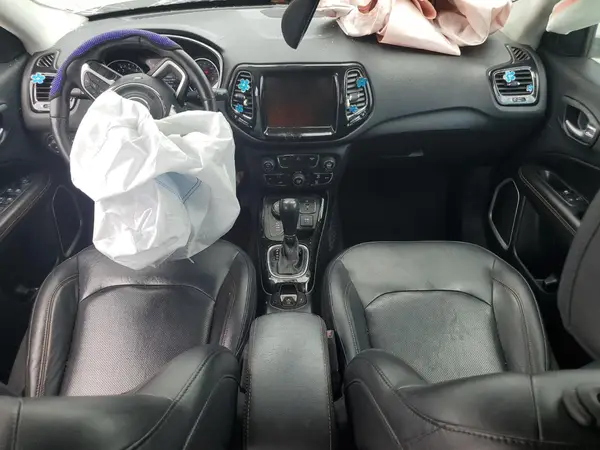 3C4NJDCB9KT754494 2019 JEEP COMPASS - Image 8