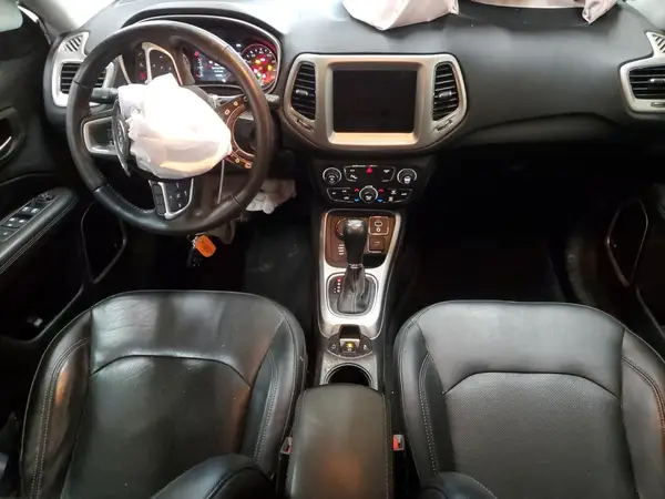 3C4NJDCB9KT756374 2019 JEEP COMPASS - Image 8