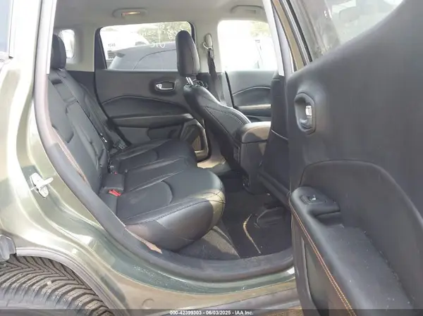 3C4NJDCB9KT791562 2019 JEEP COMPASS - Image 8