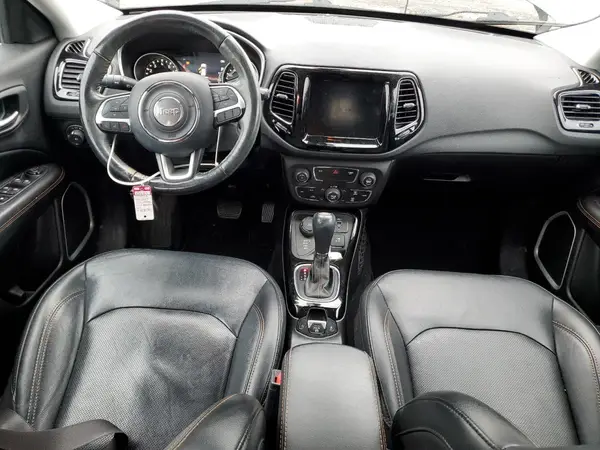3C4NJDCB9KT817707 2019 JEEP COMPASS - Image 8