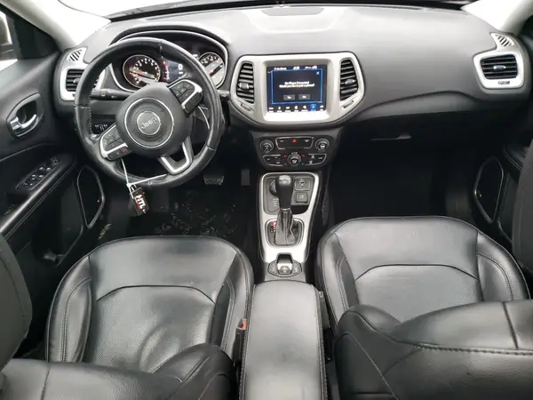 3C4NJDCB9KT826682 2019 JEEP COMPASS - Image 8