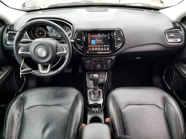3C4NJDCB9KT826763 2019 JEEP COMPASS - Image 8