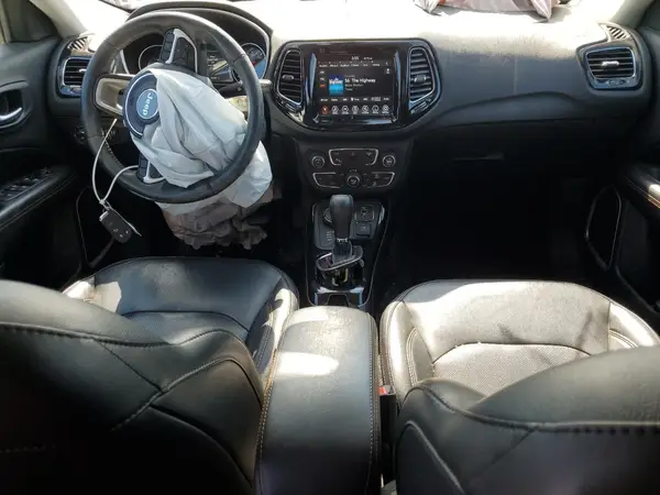 3C4NJDCB9KT842123 2019 JEEP COMPASS - Image 8